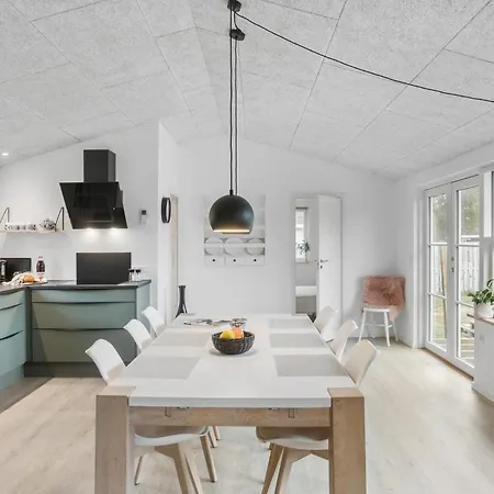 Gorgeous In With Wifi Hébergement de vacances Rødby